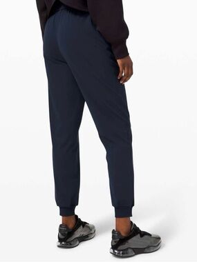 Lululemon Keep Moving Jogger True Navy Size 8